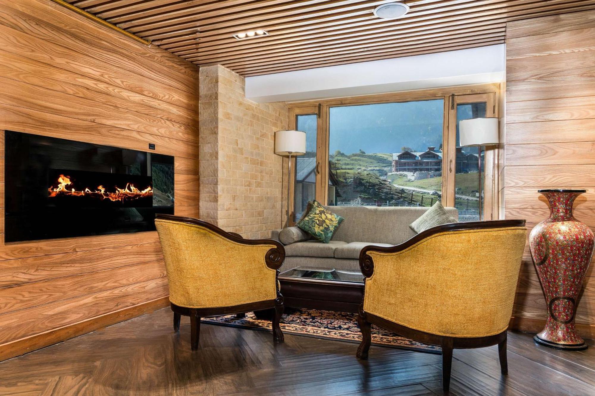 Country Inn Suites By Radisson Sonāmarg Esterno foto